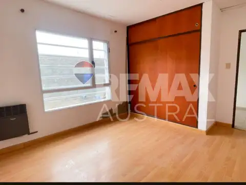4 Deptos, Venta. B° Tres Pinos  Giraudo 806