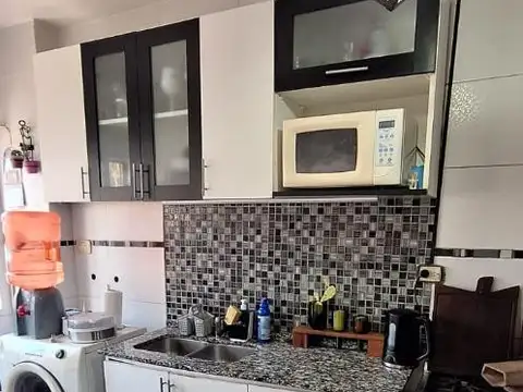 Depto Tipo Casa en Venta en Versalles, USD 90.000