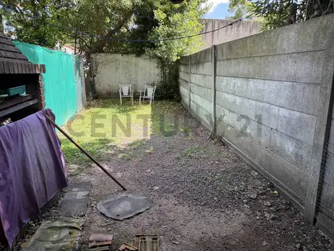 VENTA TRÍPLEX-CASA- APTO CRÉDITO HIPOTECARIO – MUÑIZ