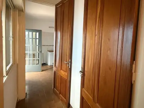 Depto Tipo Casa 4 ambientes con 2 baños