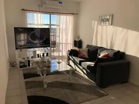 Dpto 2 Amb Con Balcón y Cochera Excelente Zona en Beccar