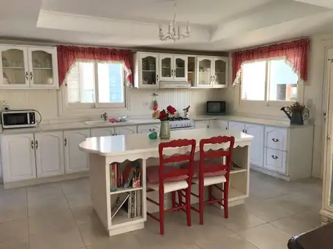 Casa en Venta en Mar De Ajo, USD 240.000