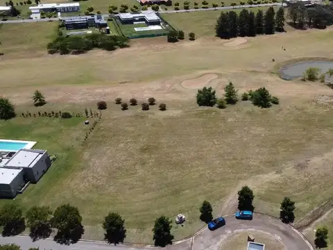 Av Fernandez Beschtedt