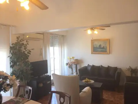 5AMB AV SANTA FÈ AL 2500