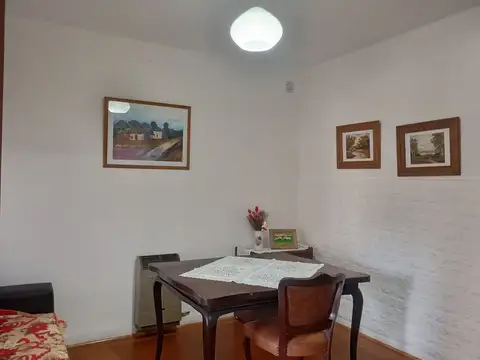 Depto Tipo Casa 3 ambientes con 1 baño
