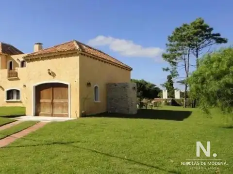 Casa en Pinares, 3 dormitorios *