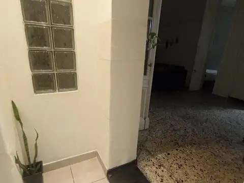 Local en Venta Via Púb.