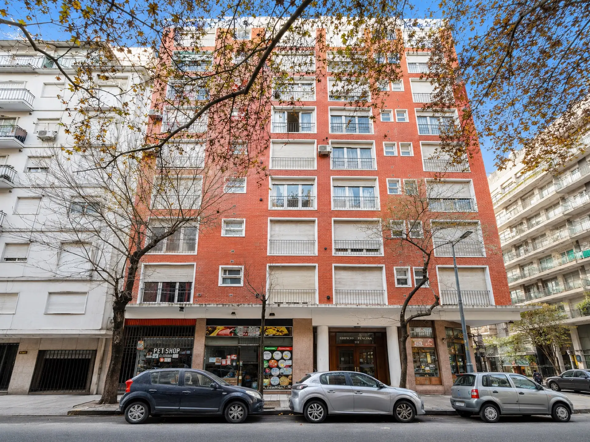 Departamento 3 amb, 85m² con balcón — Centro
