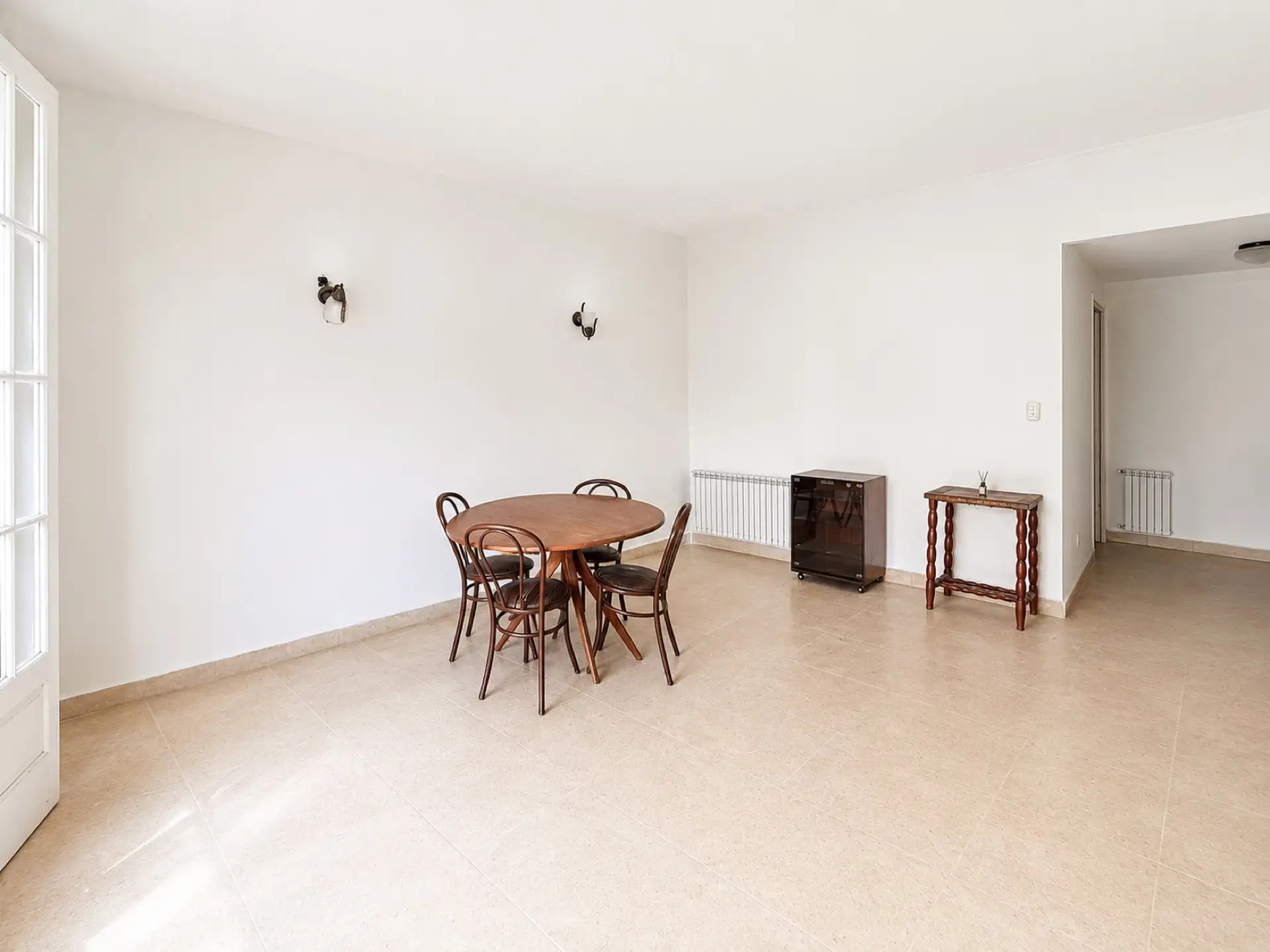 Departamento 3 amb, 85m² con balcón — Centro