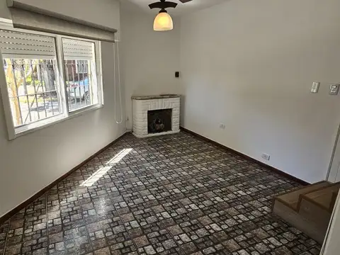 Casa 3 ambientes con 2 baños