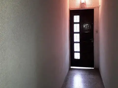 Oficina en Alquiler en Villa Ballester, $ 500.000