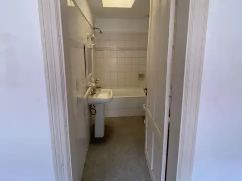 Casa en Alquiler con 1 cochera