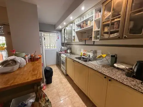Depto Tipo Casa en Venta al Este