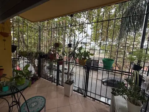 Depto Tipo Casa 4 ambientes con 1 baño