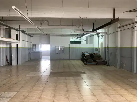 Galpon en Venta en Carapachay, USD 395.000