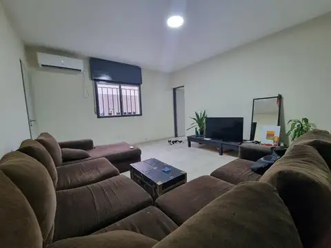 CASA REFACCIONADA. APTA CREDITO. VILLA KRAUSE