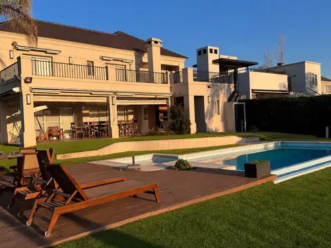 Casa al agua amueblada  | La Alameda Nordelta