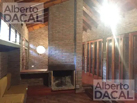 Casa en Alquiler de 3 dormitorios