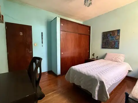 Depto Tipo Casa en Venta 42 años