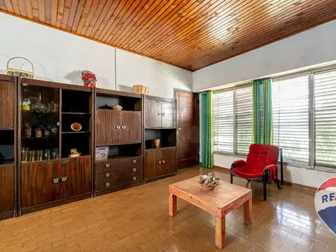 Casa en Venta en Villa Adelina, USD 250.000