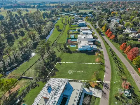 Terreno en venta en Ayres de Pilar