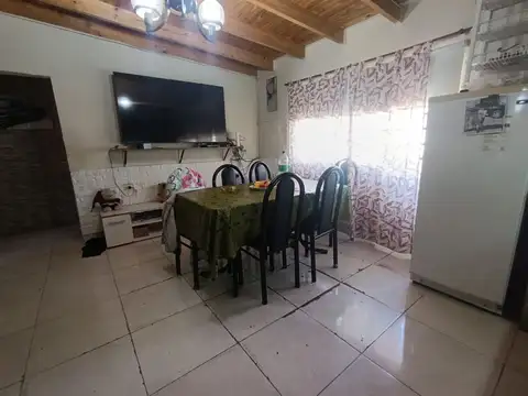 Depto Tipo Casa en Venta de 4 dormitorios