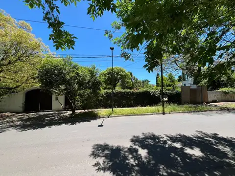 Terreno en Venta en La Horqueta, USD 360.000