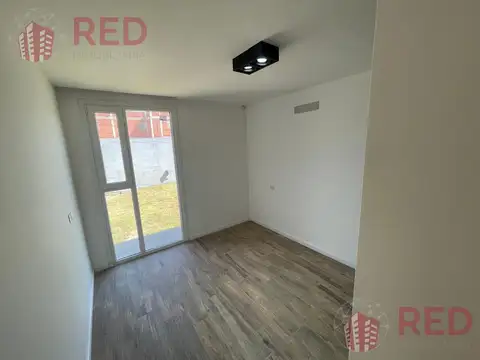 Casa en Venta en Neuquen, USD 230.000