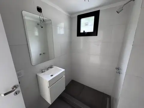 Emprendimiento en Luis Agote - Etapa: Terminado