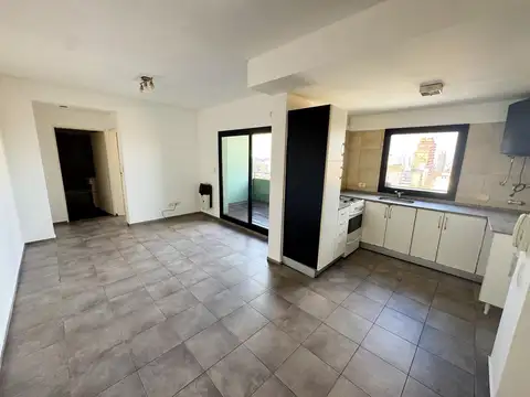 Departamento de dos ambientes con cochera propia
