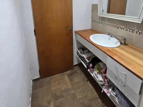 Depto Tipo Casa en Venta en Barrio España y Hospitales, USD 87.000