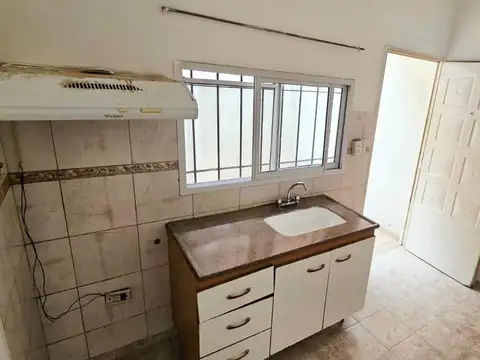 Depto Tipo Casa 3 ambientes con 1 baño