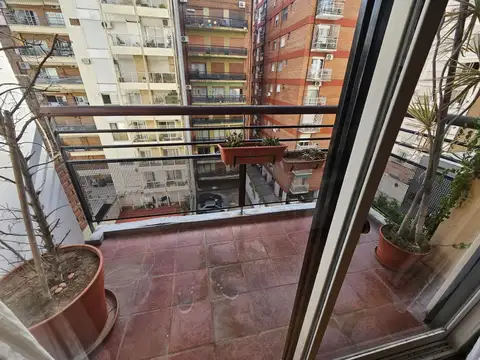 CRAMER 1600, Piso 6
