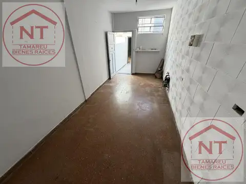 Depto Tipo Casa en Alquiler con 1 cocheras