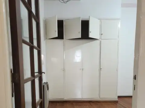 Departamento en Alquiler en Recoleta, $ 980.000