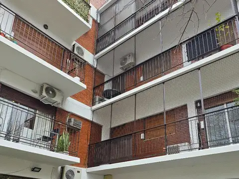 Avenida Lincoln 3800, Piso 1