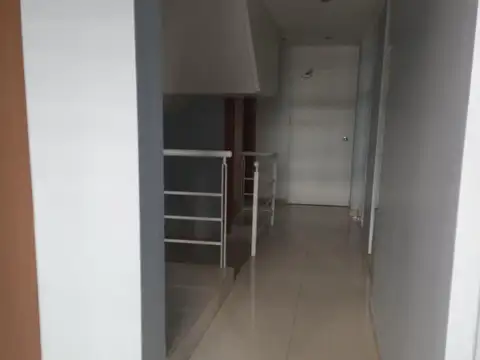 Magnifico monoambiente con balcón terraza