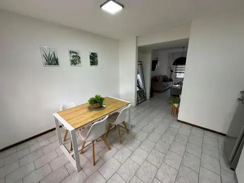 Depto Tipo Casa 4 ambientes con 1 baño