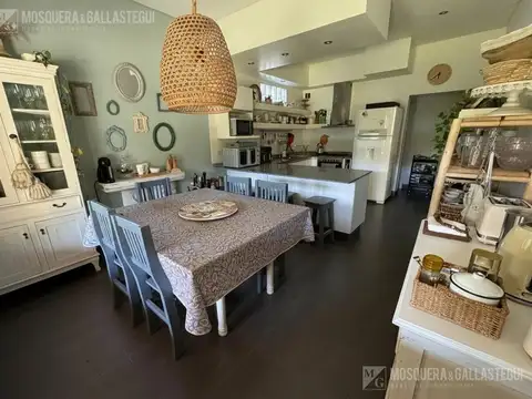 Casa en Venta en La Merced, USD 460.000