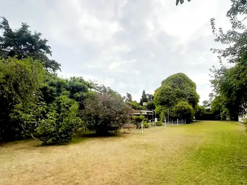 Casa quinta en venta de 1375m2 ubicado en La Plata