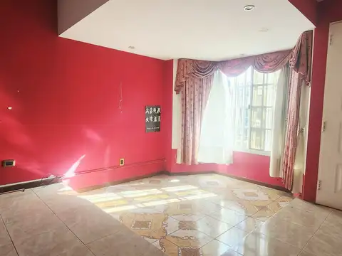 Depto Tipo Casa 4 ambientes con 2 baños