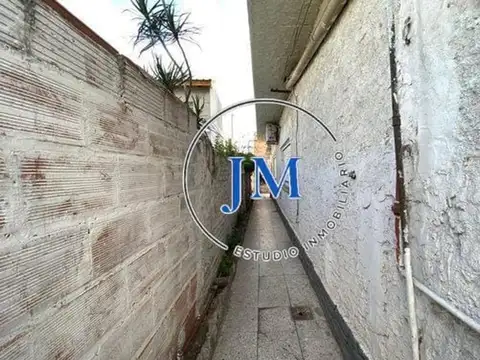 Depto Tipo Casa 4 ambientes con 2 baños