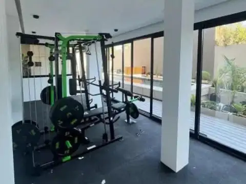 Alquiler 2 ambientes con cochera en Ituzaingo Norte