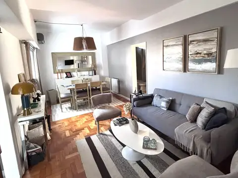 VENTA IMPECABLE 2 AMBIENTES REFACCIONADO MUY LUMINOSO