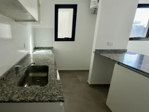 Departamento en Venta en Villa del Parque, USD 78.000