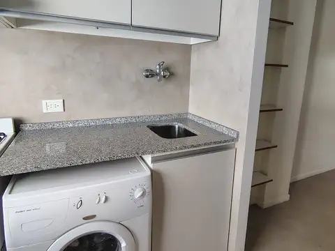 Depto Tipo Casa en Alquiler en Villa Crespo, $ 600.000