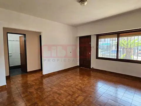 Depto Tipo Casa 3 ambientes con 1 baño