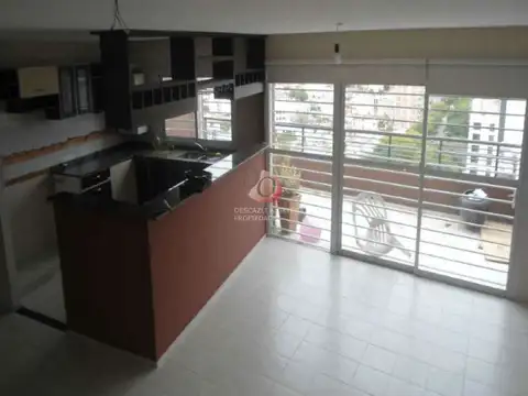 MARCELO T DE ALVEAR 900