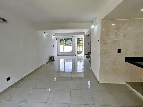 Casa en Alquiler en Plottier, $ 1.500.000