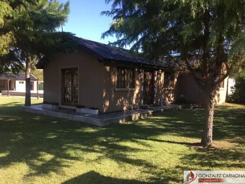 Casa 3 ambientes con 2 baños